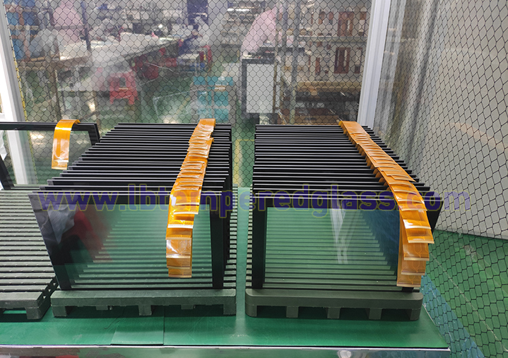 触摸屏是什么屏？